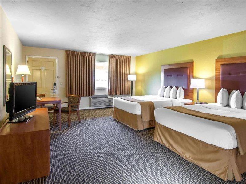 Quality Inn & Suites At Coos Bay North Bend Buitenkant foto