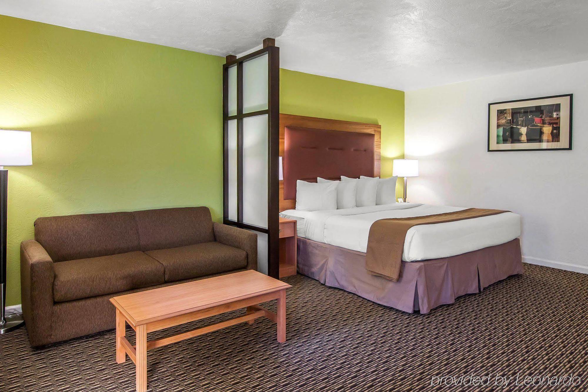 Quality Inn & Suites At Coos Bay North Bend Buitenkant foto